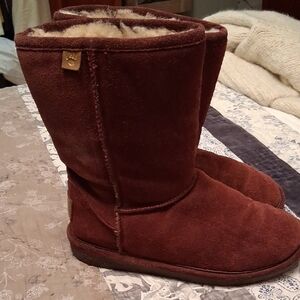 BearPaw Wine Color Suede Boots with Shearling